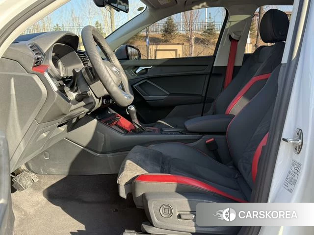 Audi Q3 id 4207490 из Китая 16