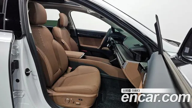 Hyundai Grandeur (GN7) id 2738275 из Кореи 20