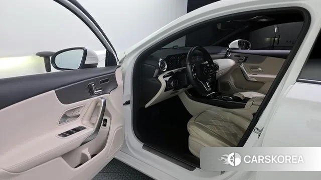 Mercedes-Benz A-Class W177 id 3007314 из Кореи 20