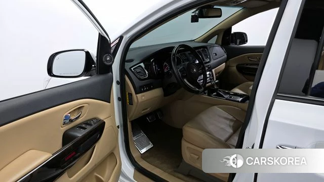 Kia The New Carnival id 3820477 из Кореи 20