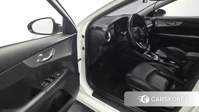 Kia The New K3 2nd generation id 4330797 из Кореи 30