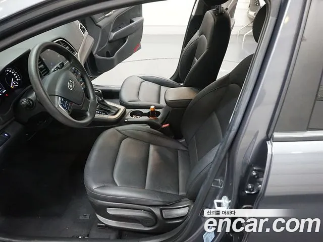 Hyundai Avante AD id 2434574 из Кореи 20