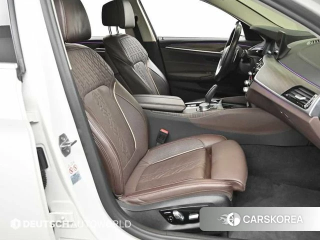 BMW 5 Series (G30) id 4298827 из Кореи 20