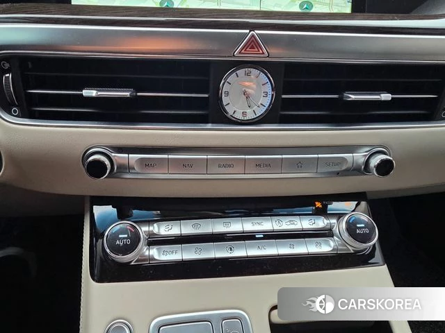Genesis G90 id 4568433 из Кореи 13
