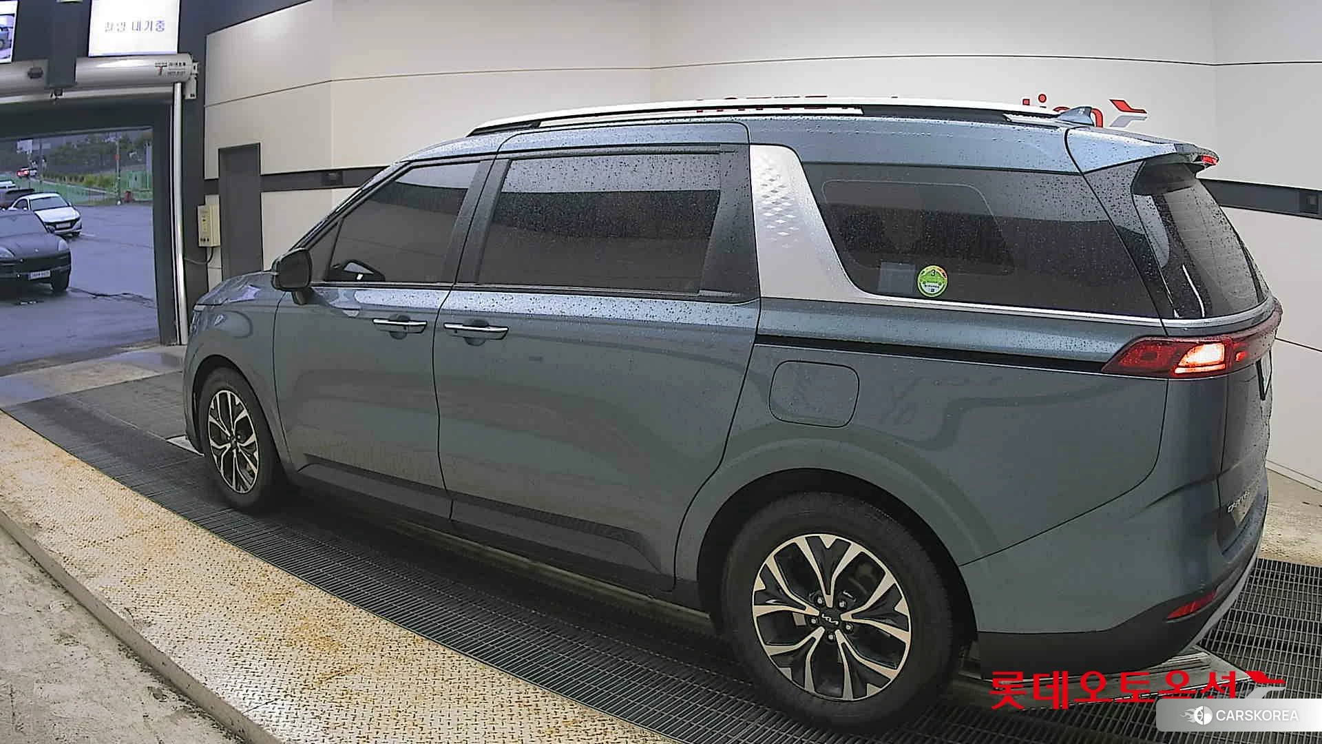 Kia Carnival id 4289435 из Кореи 35