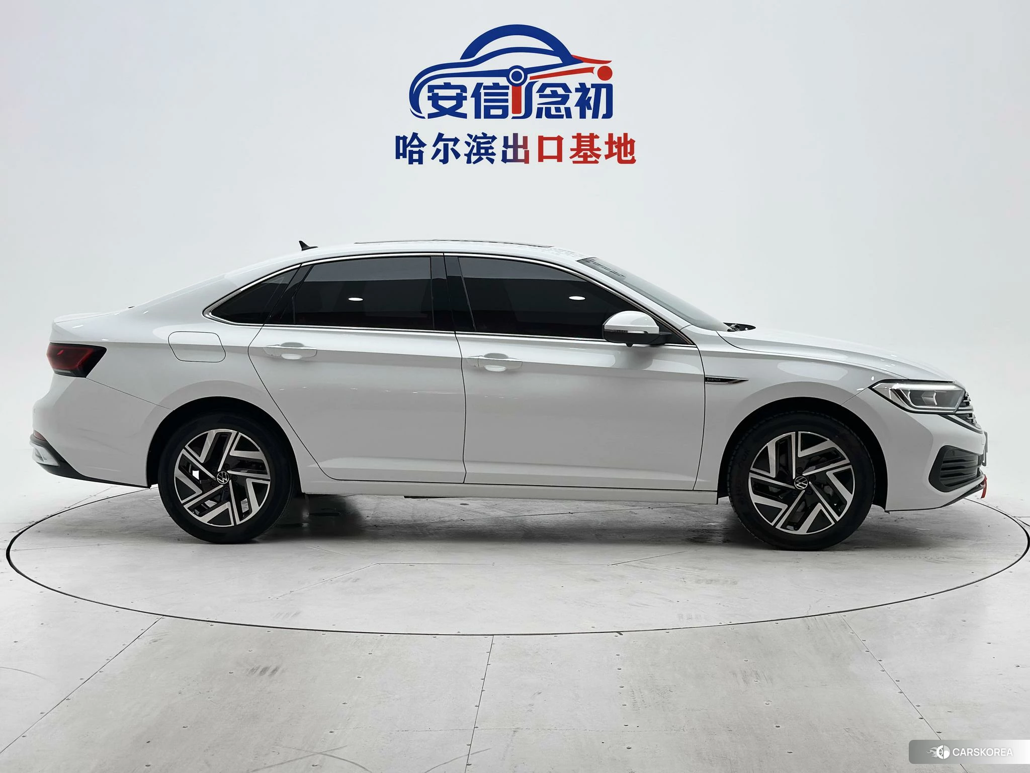 Volkswagen Sagitar id 4514874 из Китая 24