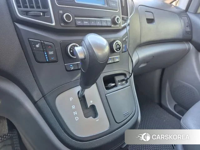 Hyundai The New Grand Starex id 3149807 из Кореи 18