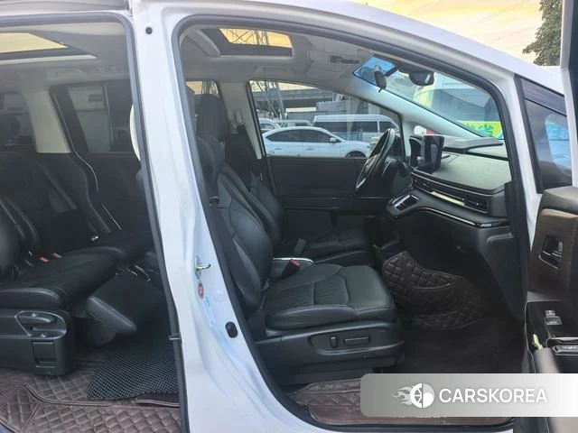 Honda Odyssey id 4263514 из Китая 33