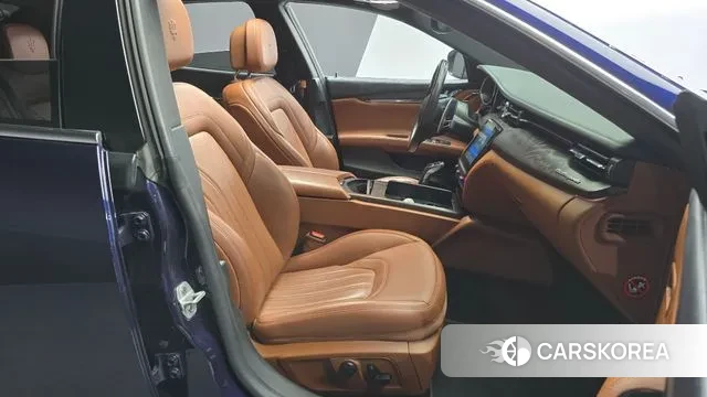 Maserati Quattroporte id 3182822 из Кореи 20