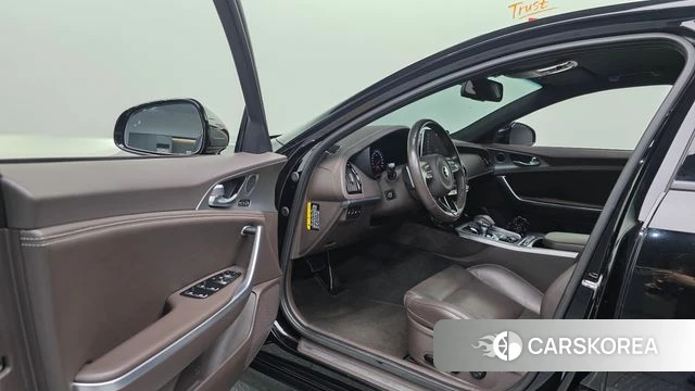 Kia Stinger id 4737604 из Кореи 20