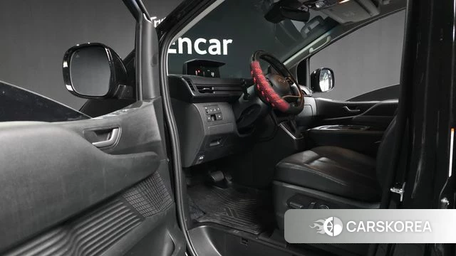 Hyundai Staria id 3953448 из Кореи 20