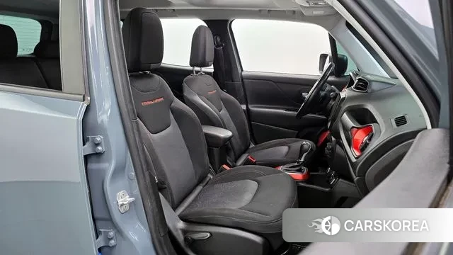 Jeep Renegade id 3703662 из Кореи 20