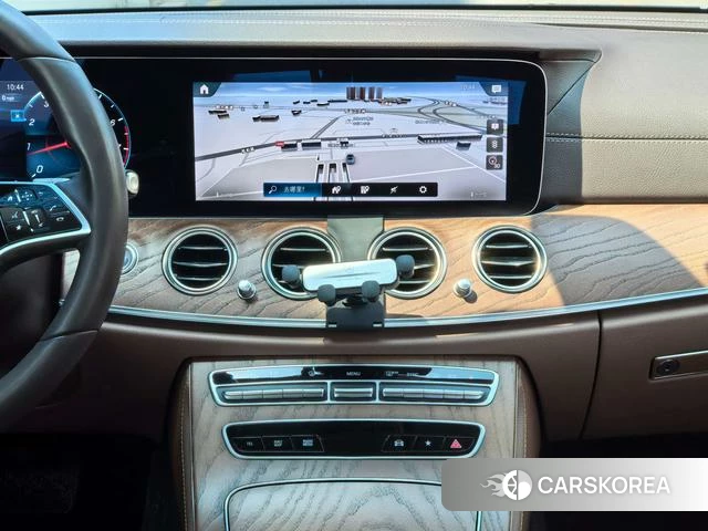 Mercedes-Benz E-class id 4213508 из Китая 16