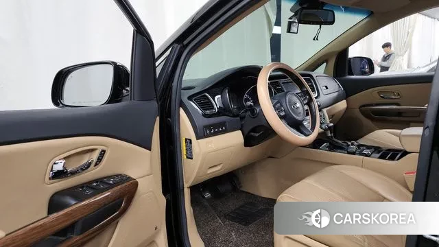 Kia All New Carnival id 3505514 из Кореи 20