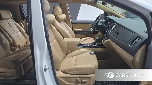 Kia The New Carnival id 3641480 из Кореи 20