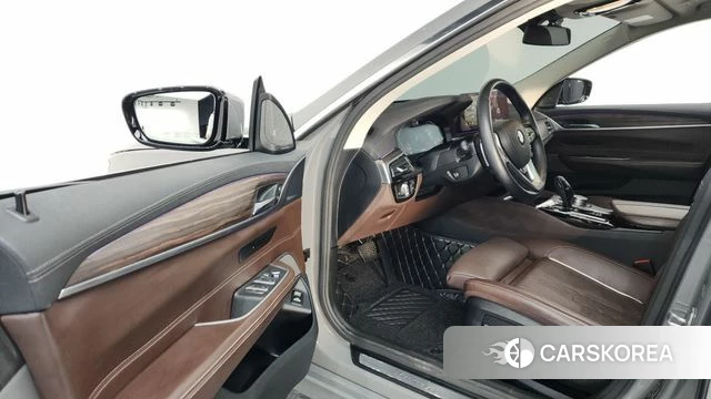 BMW 6 Series GT (G32) id 4019521 из Кореи 20