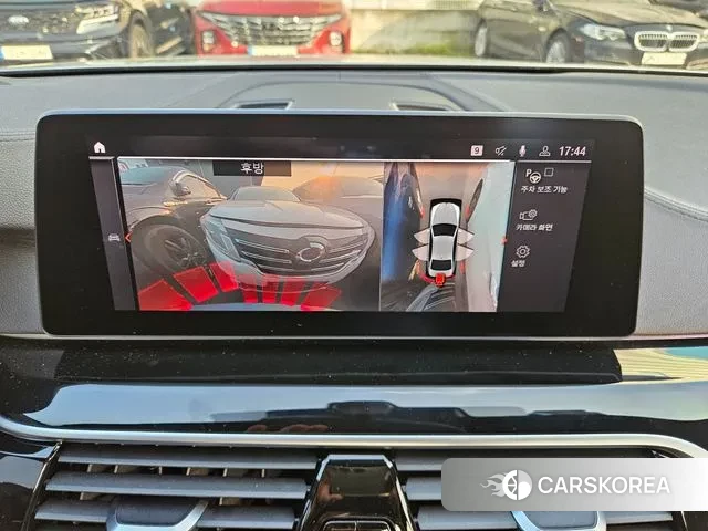 BMW 5 Series (G30) id 3055066 из Кореи 18