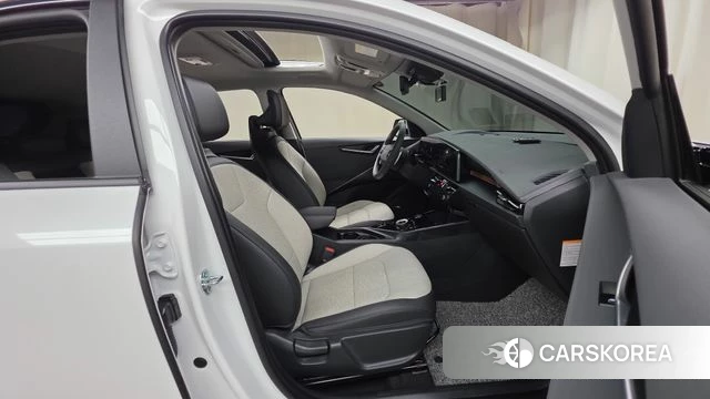 Kia Di Ol Nu Niro id 4248328 из Кореи 32