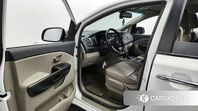 Kia The New Carnival id 3666865 из Кореи 20