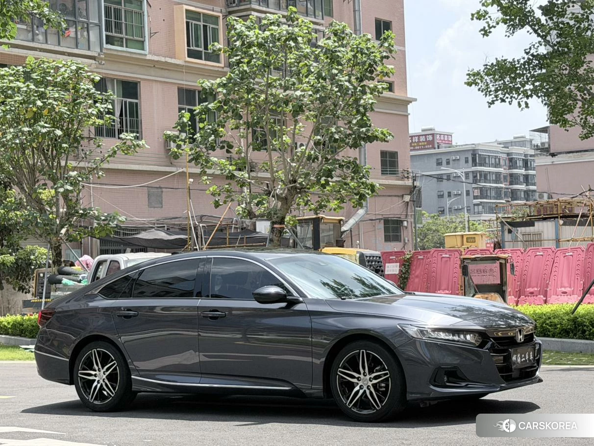 Honda Accord id 4420158 из Китая 11