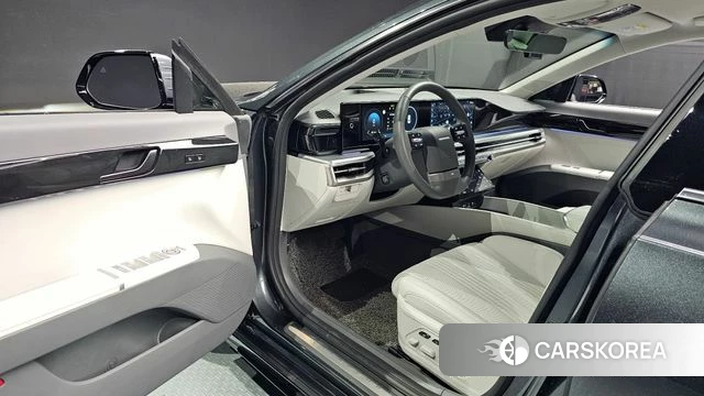 Hyundai Grandeur (GN7) id 3909867 из Кореи 20