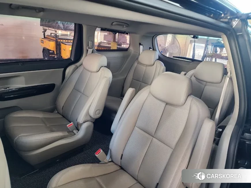 Kia The New Carnival id 2102555 из Кореи 18