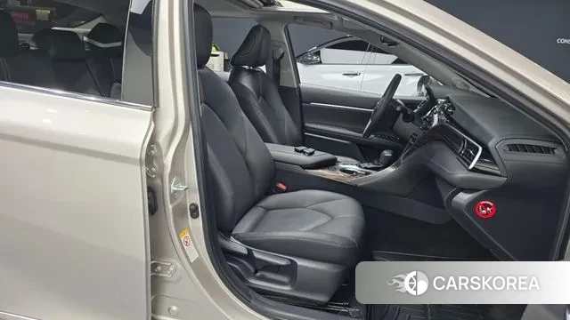 Toyota Camry (XV70) id 3520509 из Кореи 20