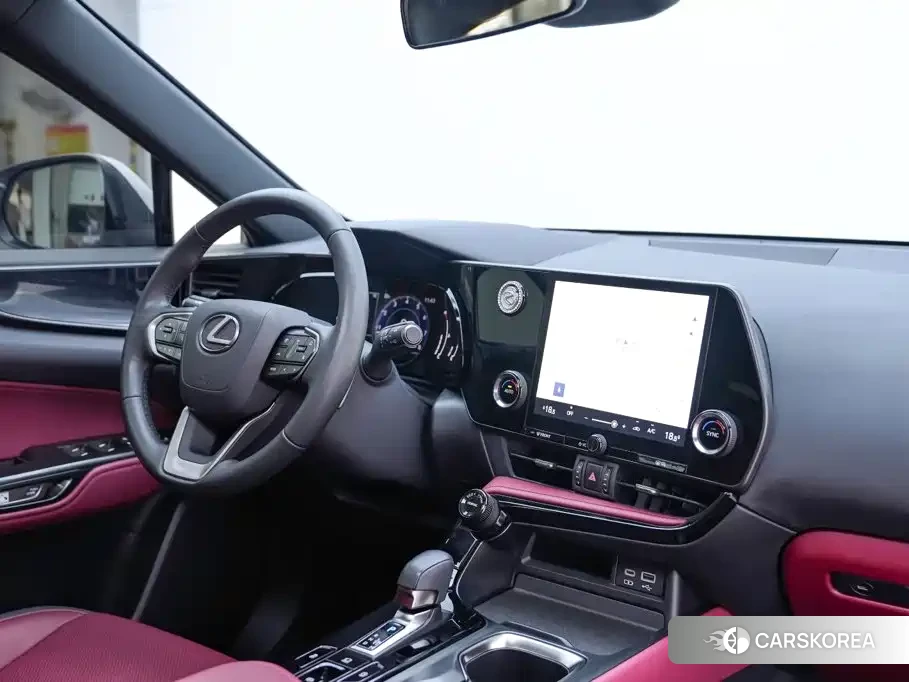 Lexus NX id 4628084 из Китая 17