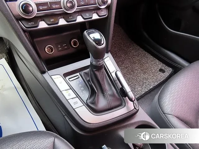 Hyundai The New Avante AD id 3661708 из Кореи 18