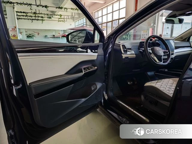 Volkswagen ID.6 CROZZ id 4301170 из Китая 26