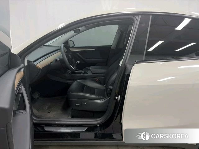Tesla Model Y id 4215233 из Китая 20