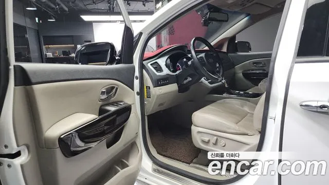 Kia The New Carnival id 2406007 из Кореи 20