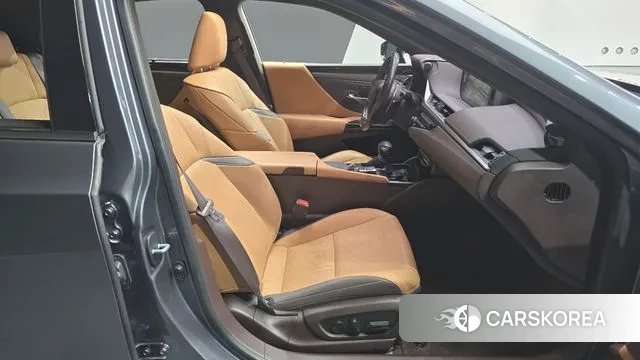 Lexus ES300h 7th generation id 3530709 из Кореи 20