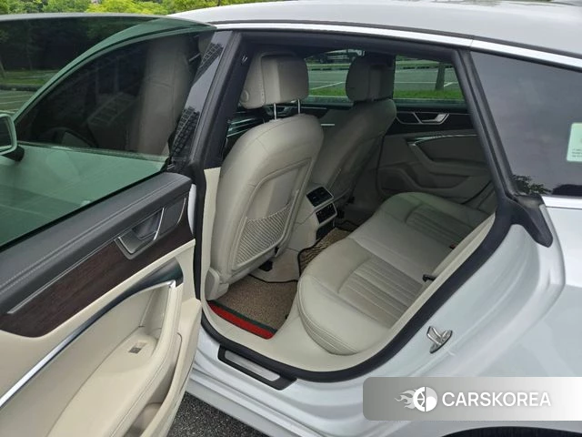 Audi A7 (4K) id 4592807 из Кореи 19