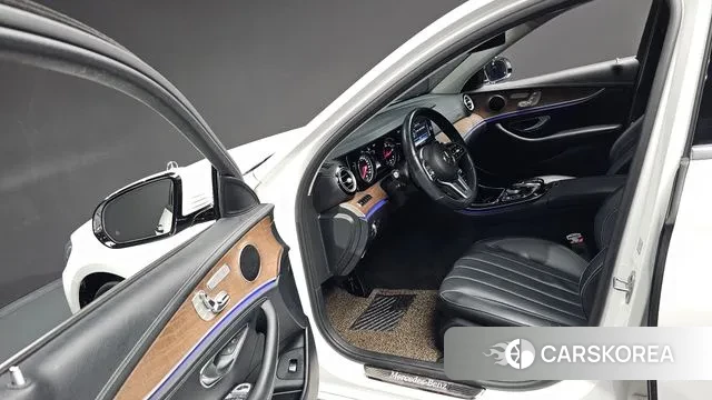 Mercedes-Benz E-Class W213 id 3297272 из Кореи 20