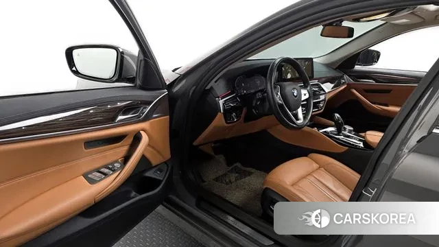 BMW 5 Series (G30) id 3458758 из Кореи 20