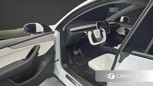 Tesla Model Y id 3909210 из Кореи 20