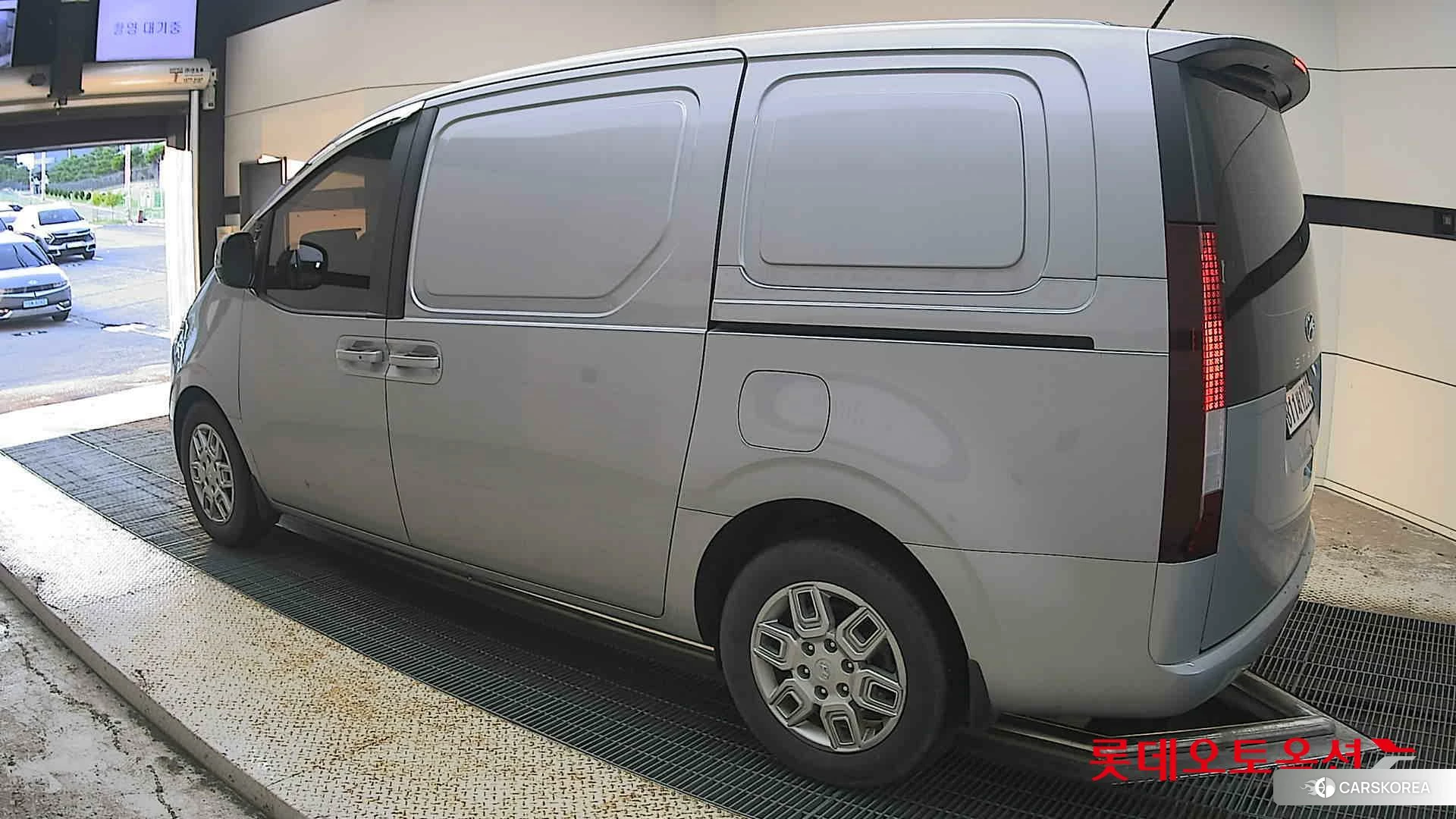 Hyundai Staria id 4679299 из Кореи 38