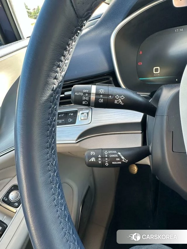 Roewe iMAX8 id 4253483 из Китая 26