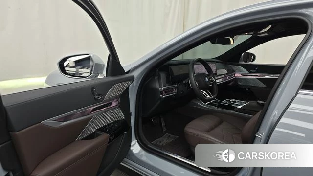 BMW i7 (G70) id 4773905 из Кореи 20