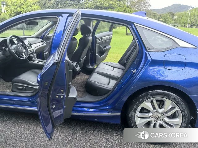 Honda Accord id 4254072 из Китая 15