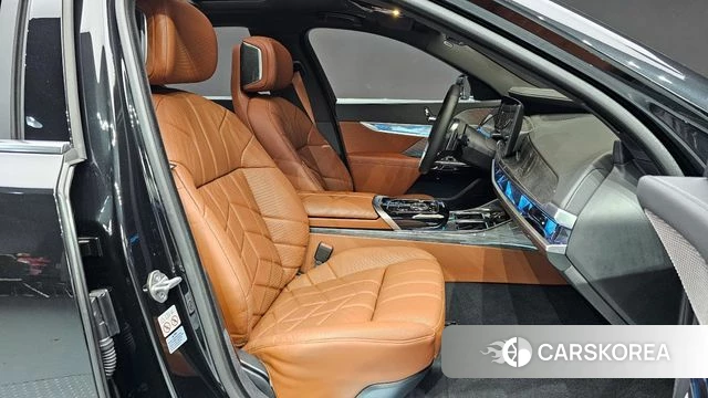 BMW 7 Series (G70) id 3798615 из Кореи 20