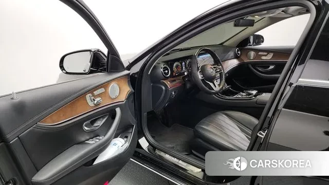 Mercedes-Benz E-Class W213 id 3598707 из Кореи 20