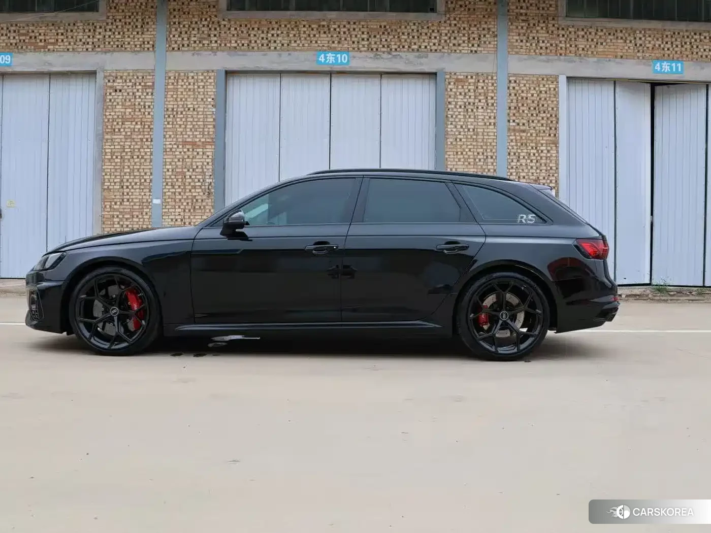 Audi RS 4 id 4600769 из Китая 20