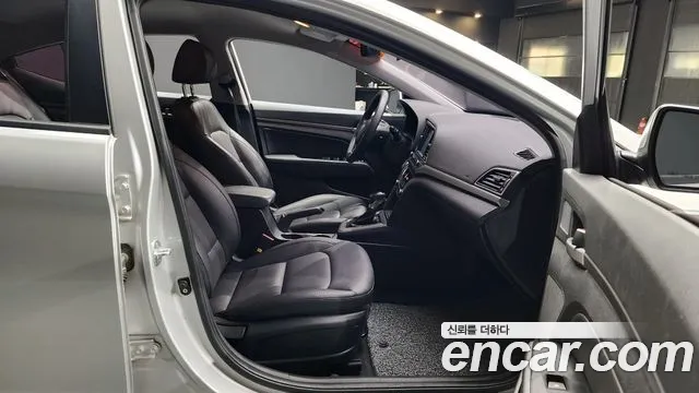 Hyundai Avante AD id 2835085 из Кореи 20