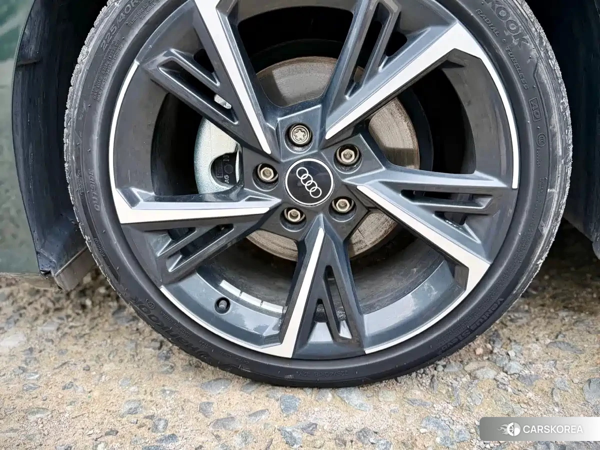 Audi A3 id 4546082 из Китая 24