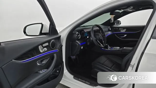 Mercedes-Benz E-Class W213 id 3042685 из Кореи 20