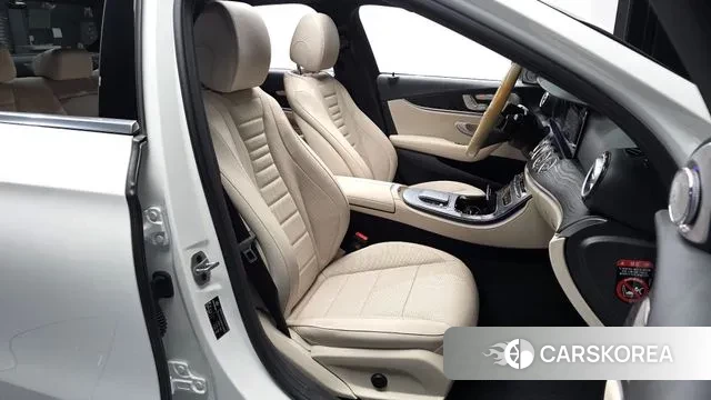 Mercedes-Benz E-Class W213 id 3696496 из Кореи 20