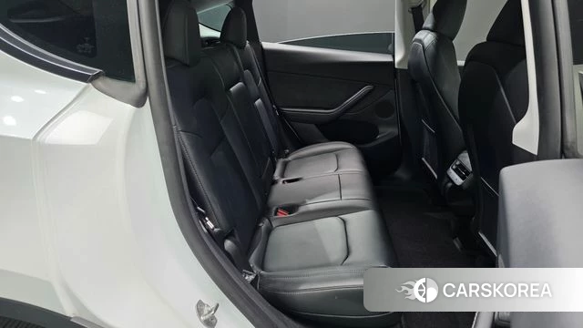 Tesla Model Y id 4863281 из Кореи 31