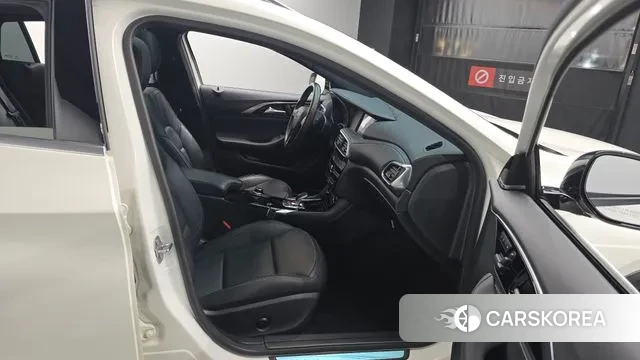 Infiniti QX30 id 3344811 из Кореи 20